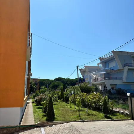 Emma's Διαμέρισμα Plazhi San Pietro